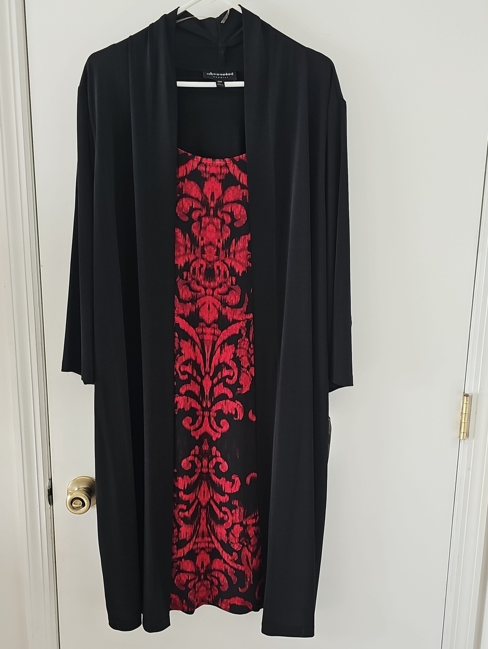 connected apparel Black Long Sleeve Dress with Red Patterned Front